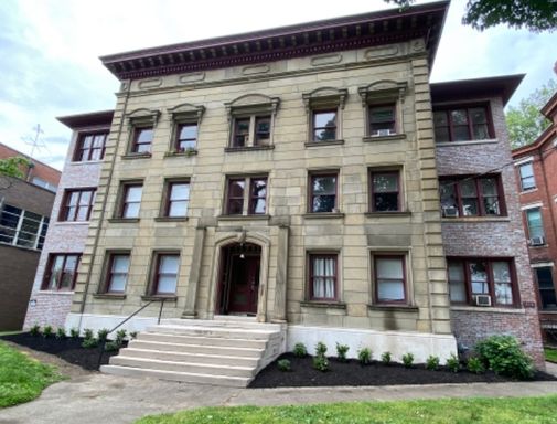 Updated 2 bedroom in Old Louisville! – photo 1