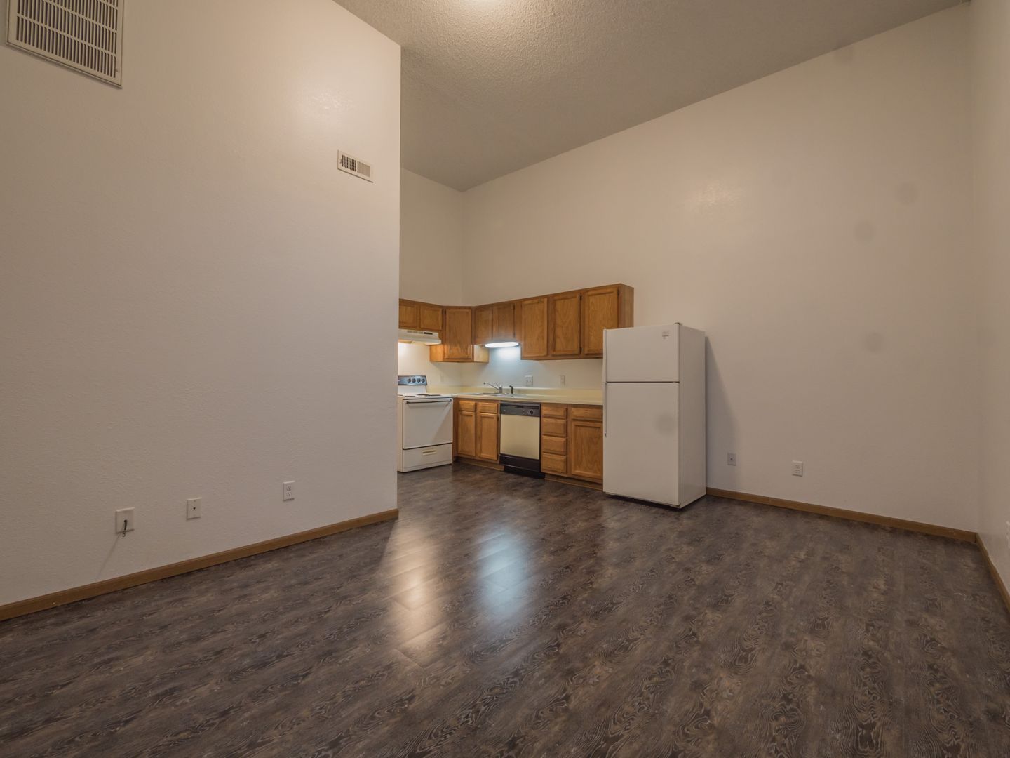 Maryville Apartment: 307 N Market