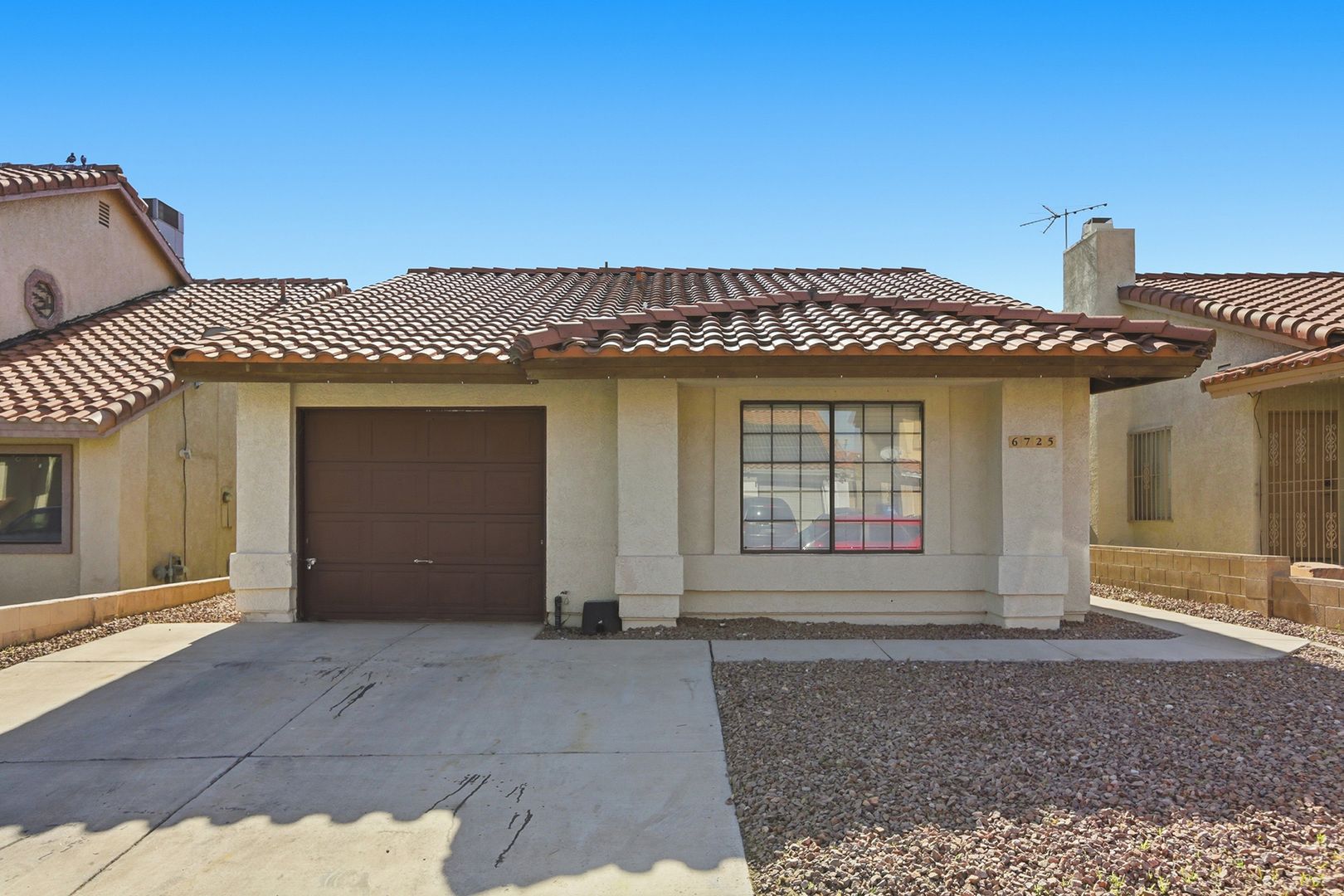 Las Vegas House: 6725 Reggie Cir