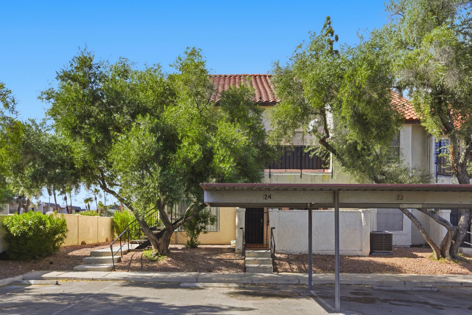 Las Vegas Condo: 3683 Lucido Dr #24