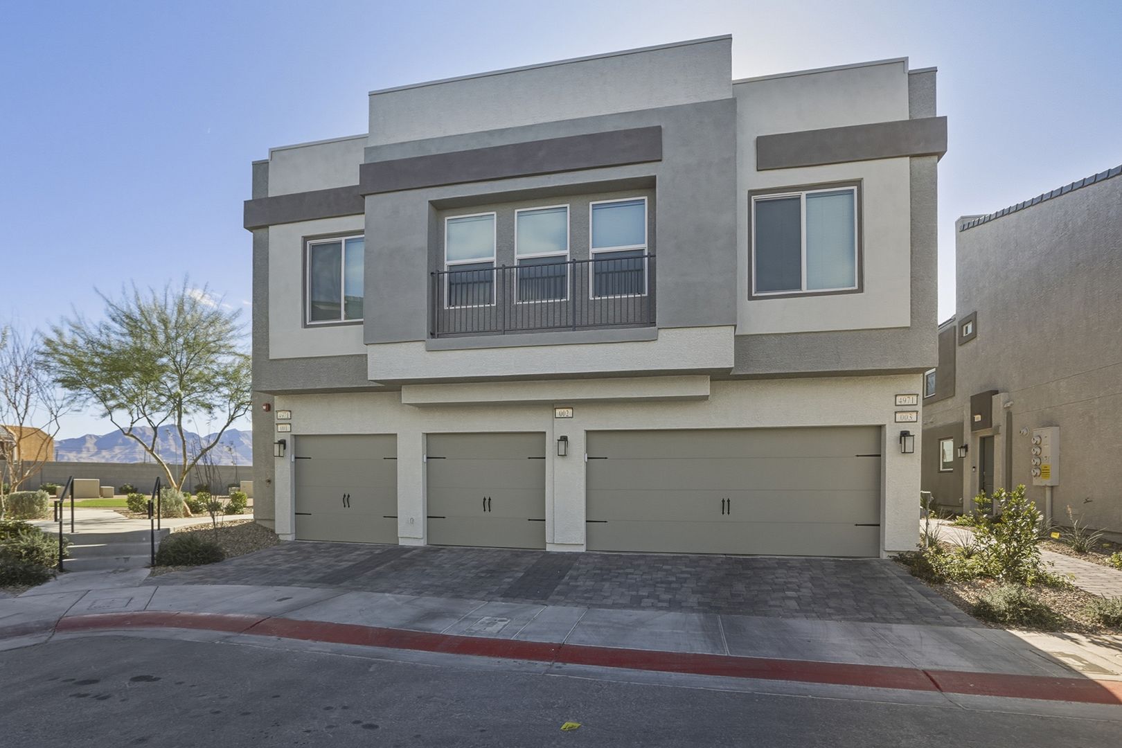 Las Vegas Townhome: 4971 Aitana Ave. #2