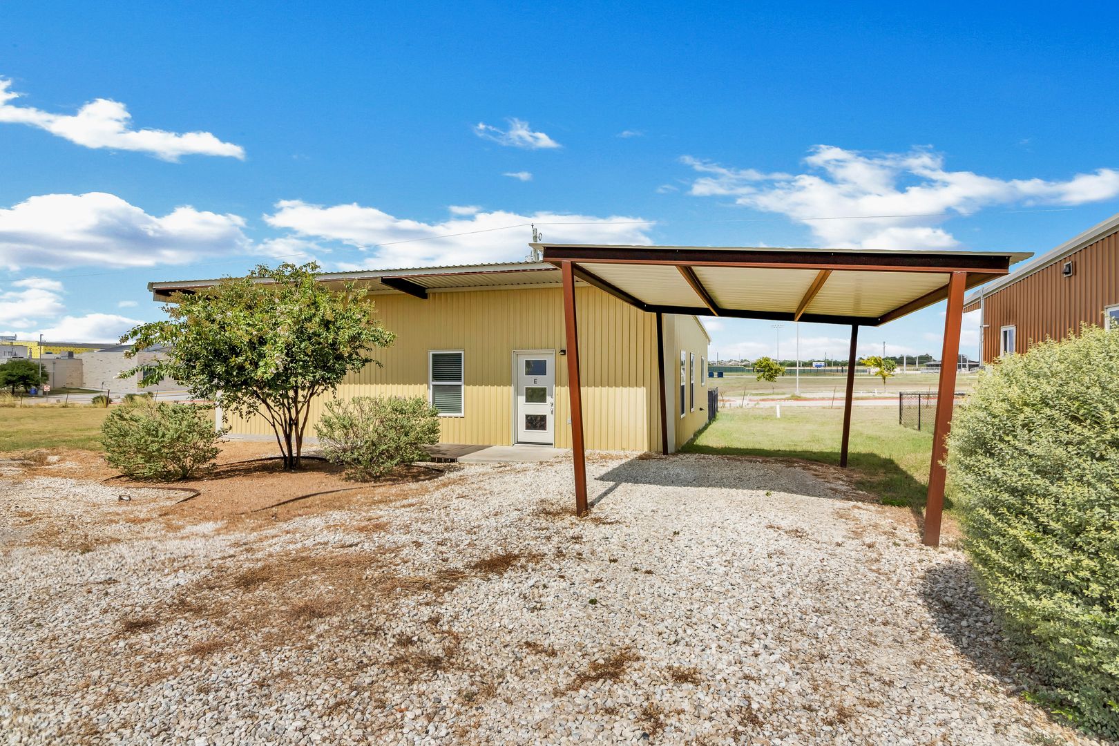 Jarrell House: 1310 FM 487
