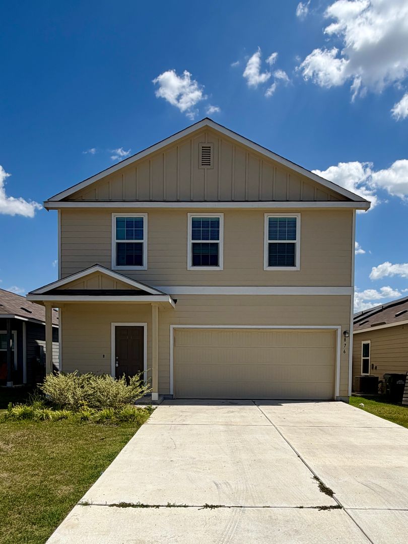 Jarrell House: 876 Rancho Del Cielo Loop