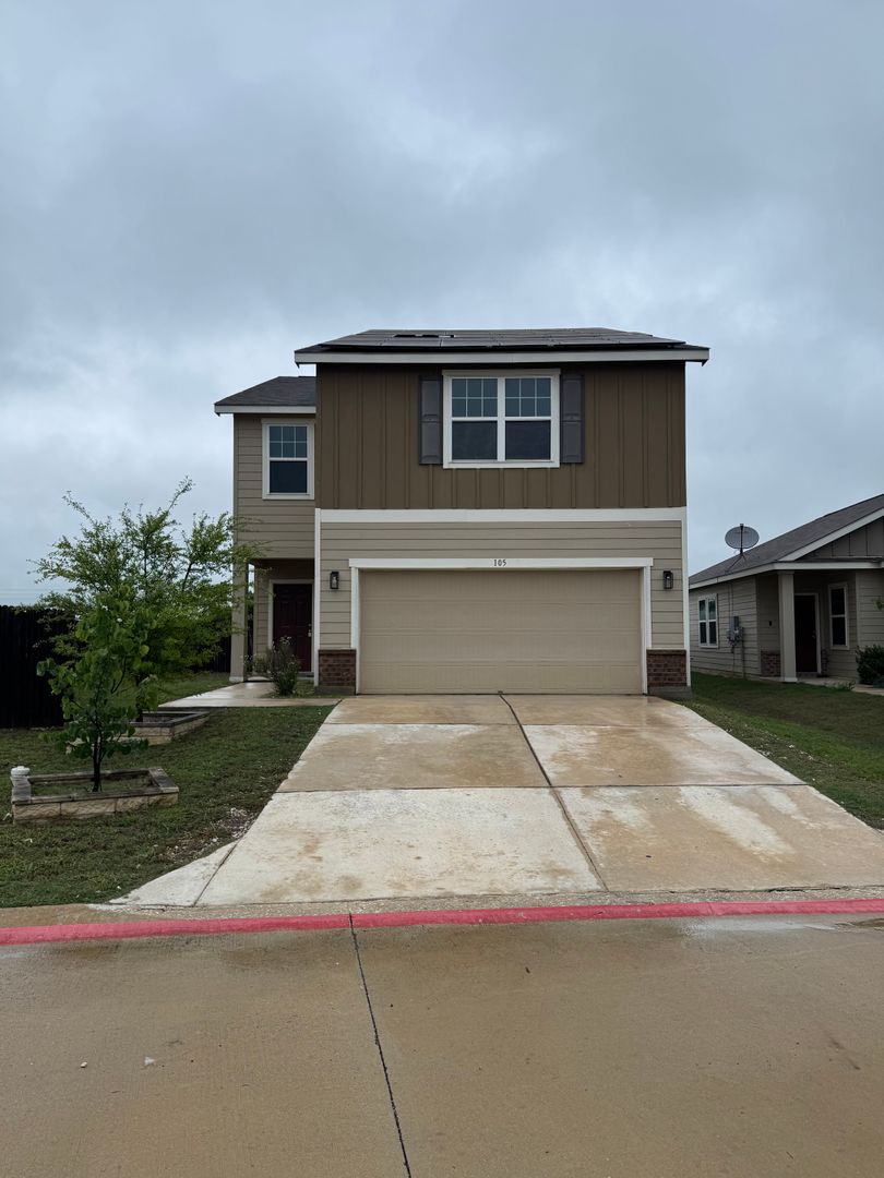 Jarrell House: 105 Rainey Drive