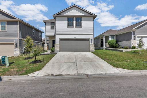 4 Bedroom home ready in August – photo 1