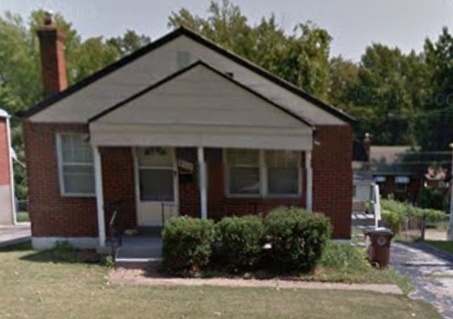 Saint Louis House: 4712 Begg Blvd