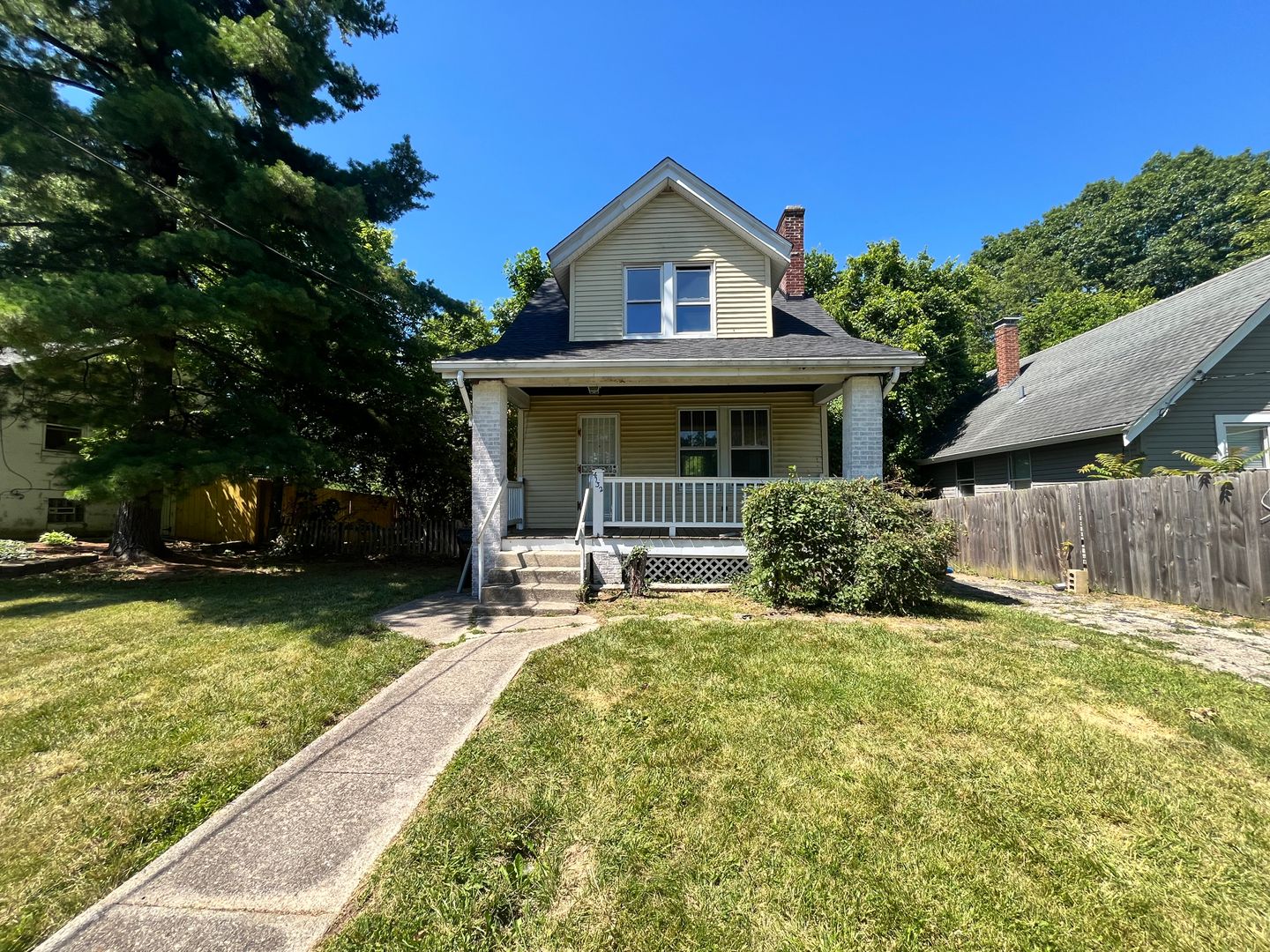 Cincinnati House: 4132 Talbert St