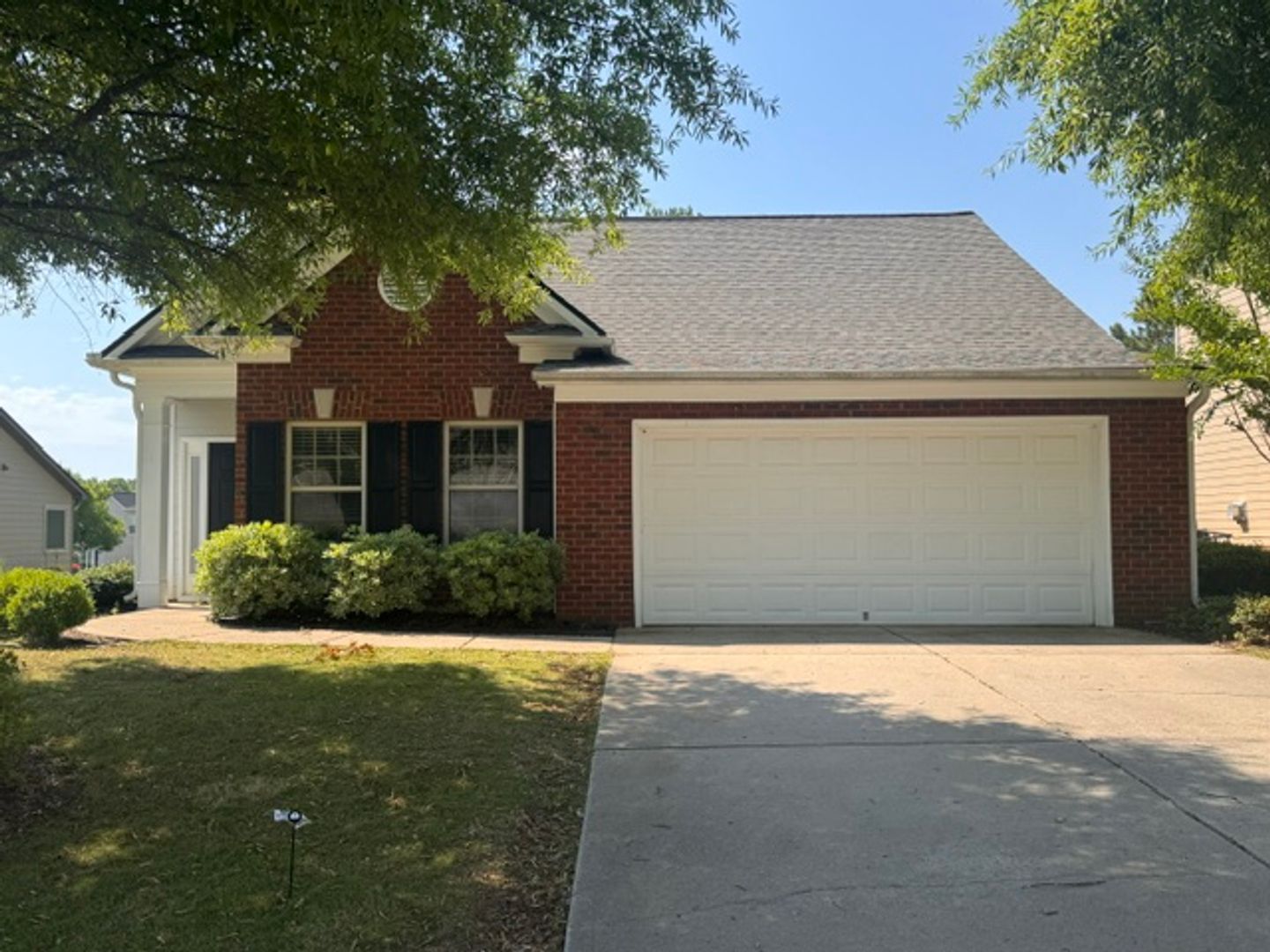 LaGrange House: 333 Linman Drive