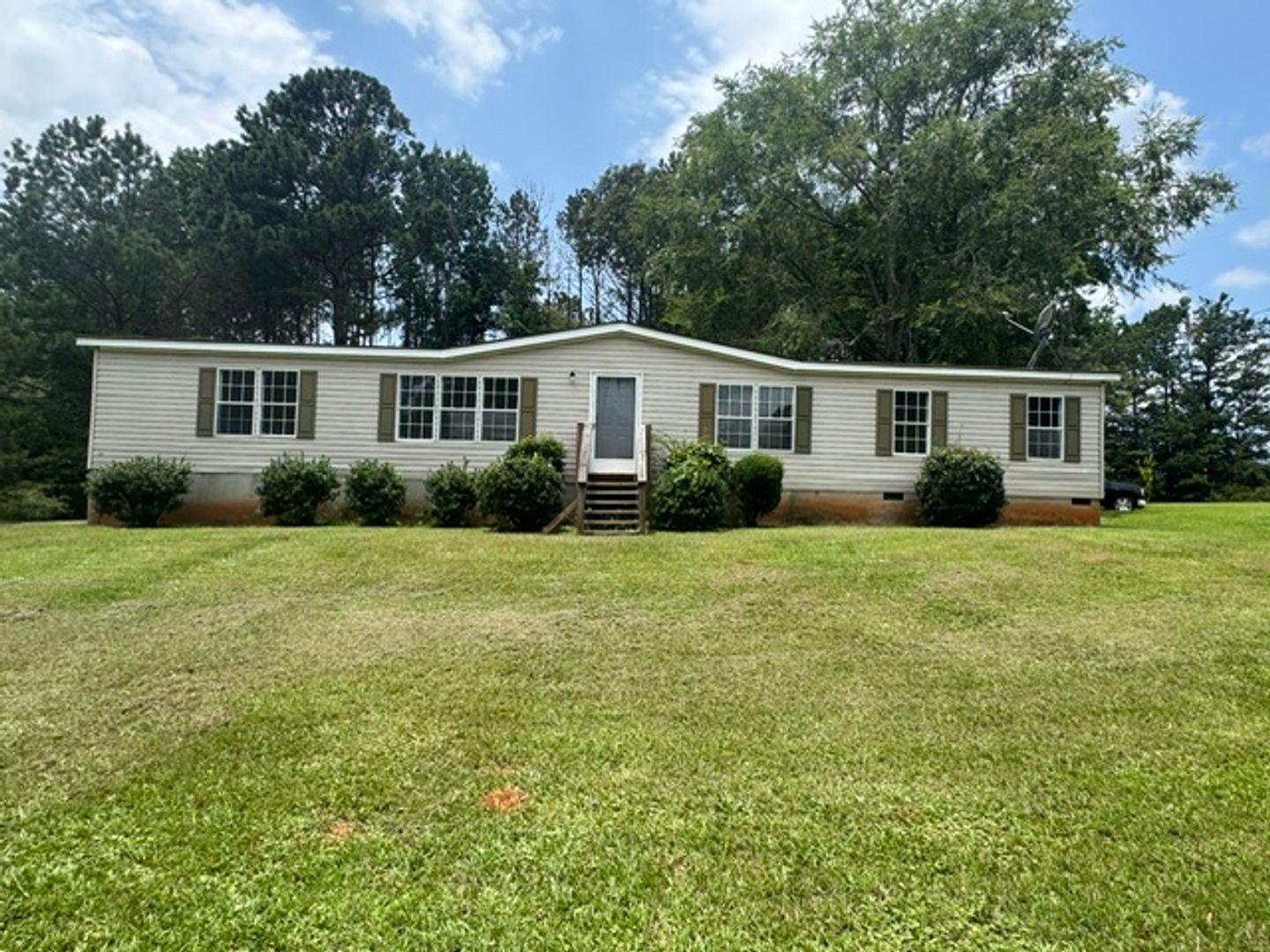 Valley House: 1451 Columbus Rd