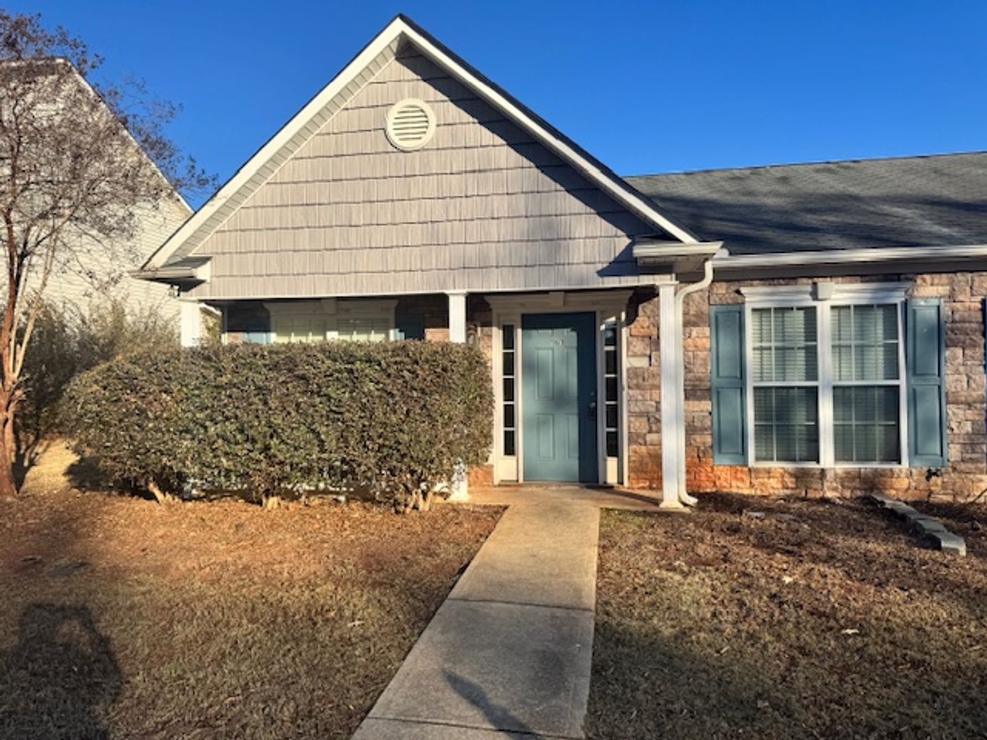 LaGrange House: 161 Cold Water Terrace