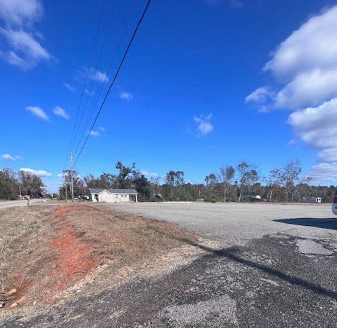 7809 West Point Rd 7809 West Point Rd, West Point, GA 31833