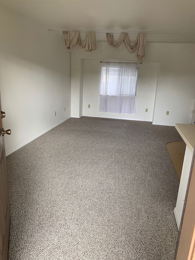 Arcata Apartment: 1609 G Street