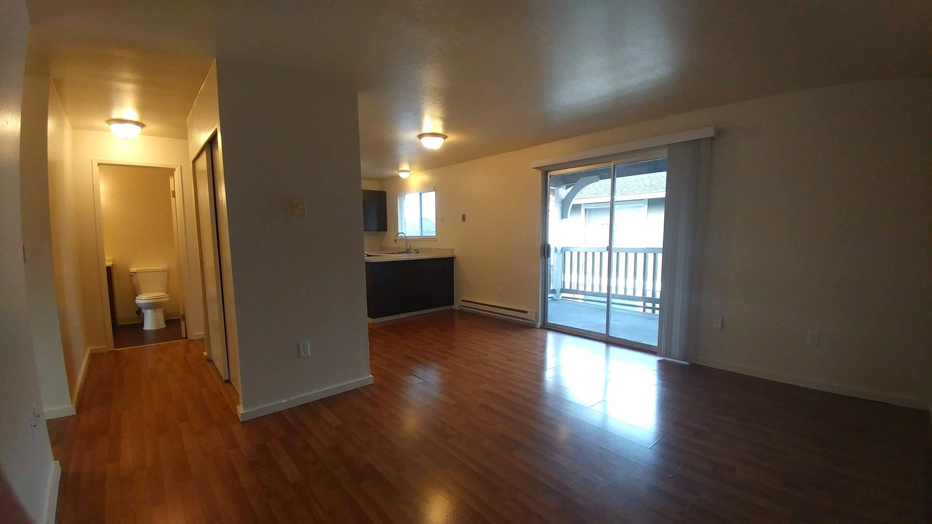 Tacoma Apartment: 4018-4028 S Warner Street