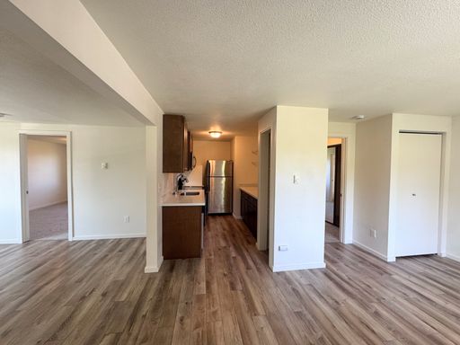 2 Bed 2 bathroom- Near North Pearl – photo 1