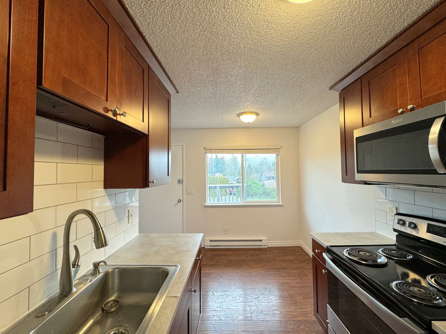 Puyallup Apartment: 6608 106th St Ct E