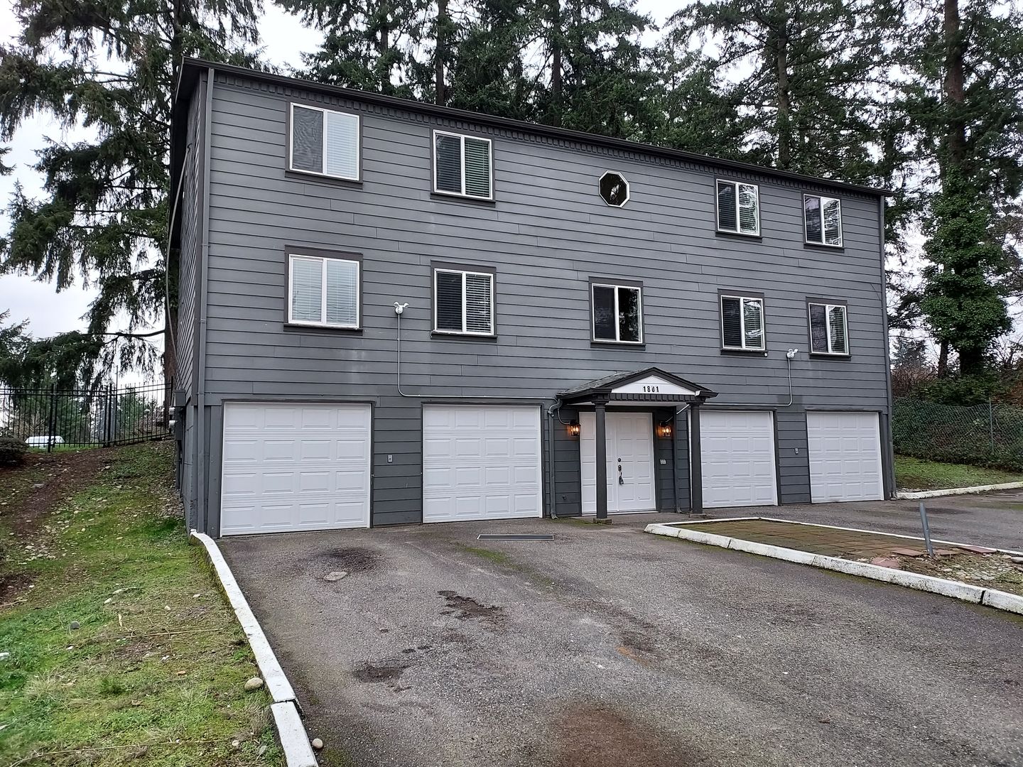 Tacoma Apartment: 1801 S Woodland Glen Drive
