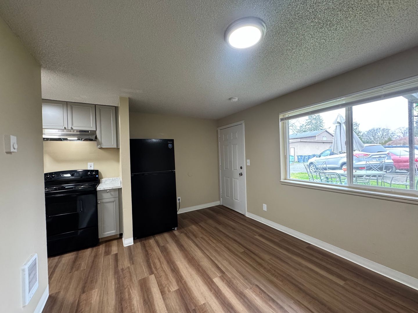 Lakewood Apartment: 15121 Washington Ave SW