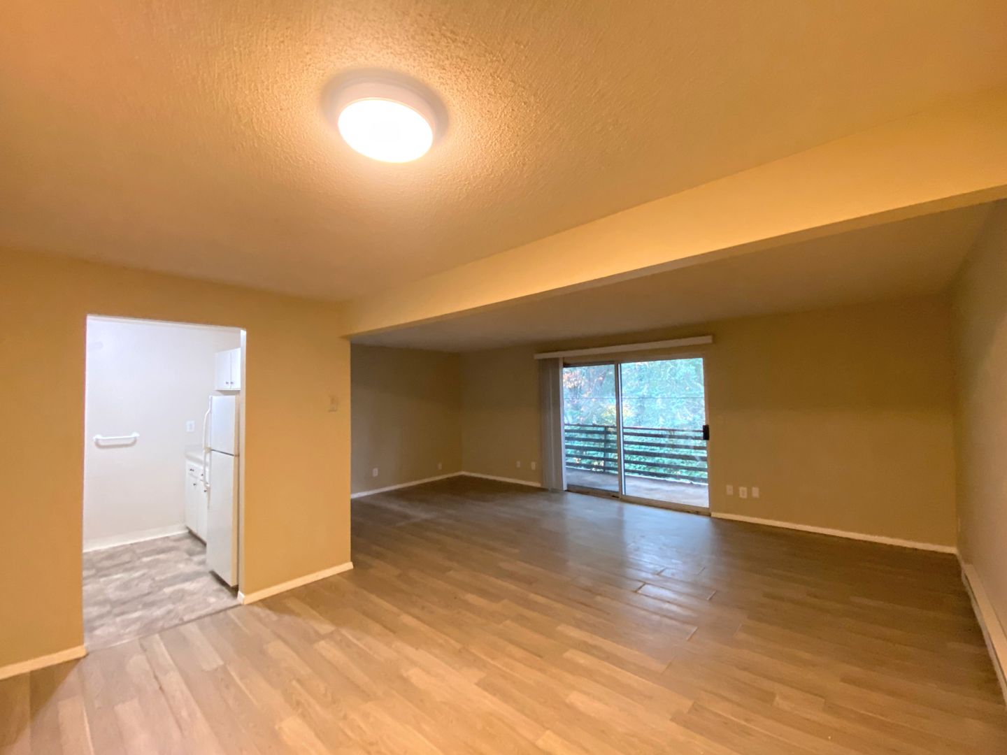 Lakewood Apartment: 12502 Addison Street SW