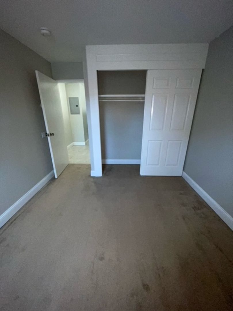 Beverly Apartment: 80 Herrick St.