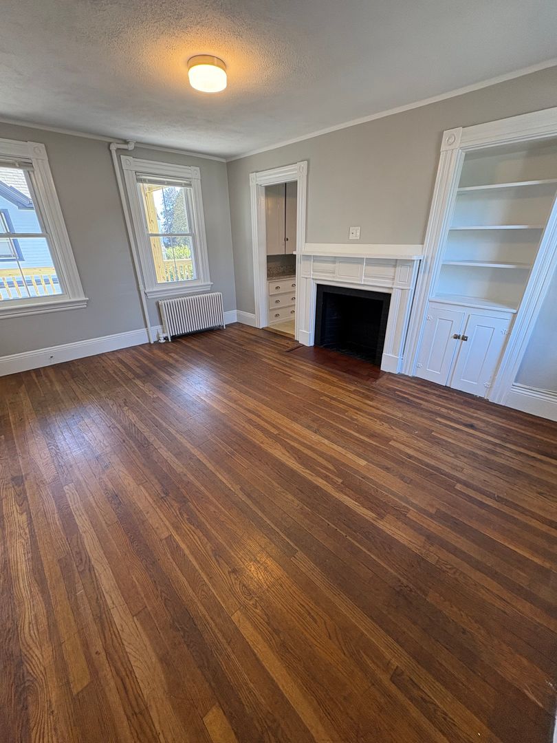 Beverly Apartment: 29 Washington St