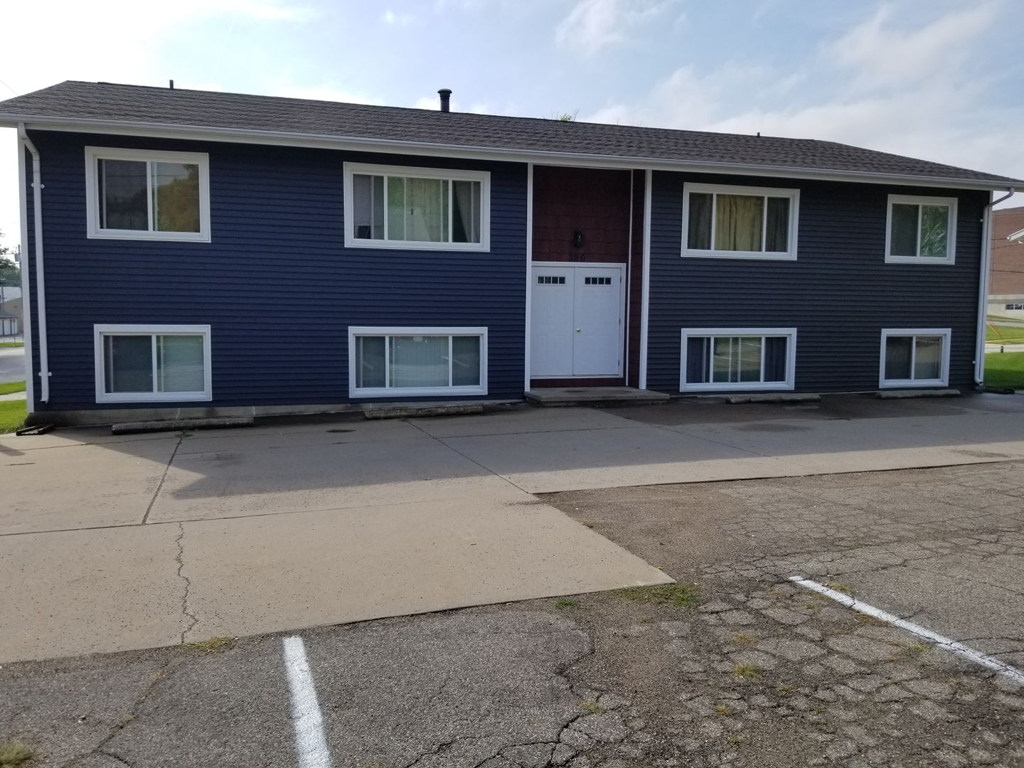 Marion Apartment: 320 & 340 15th St