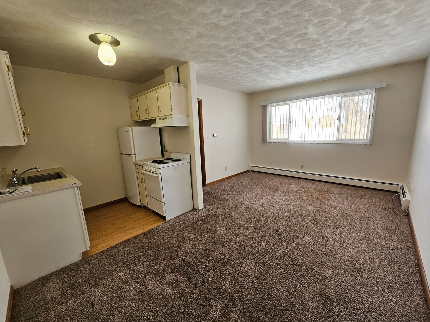 Marion Apartment: 1325 Meadowview Drive