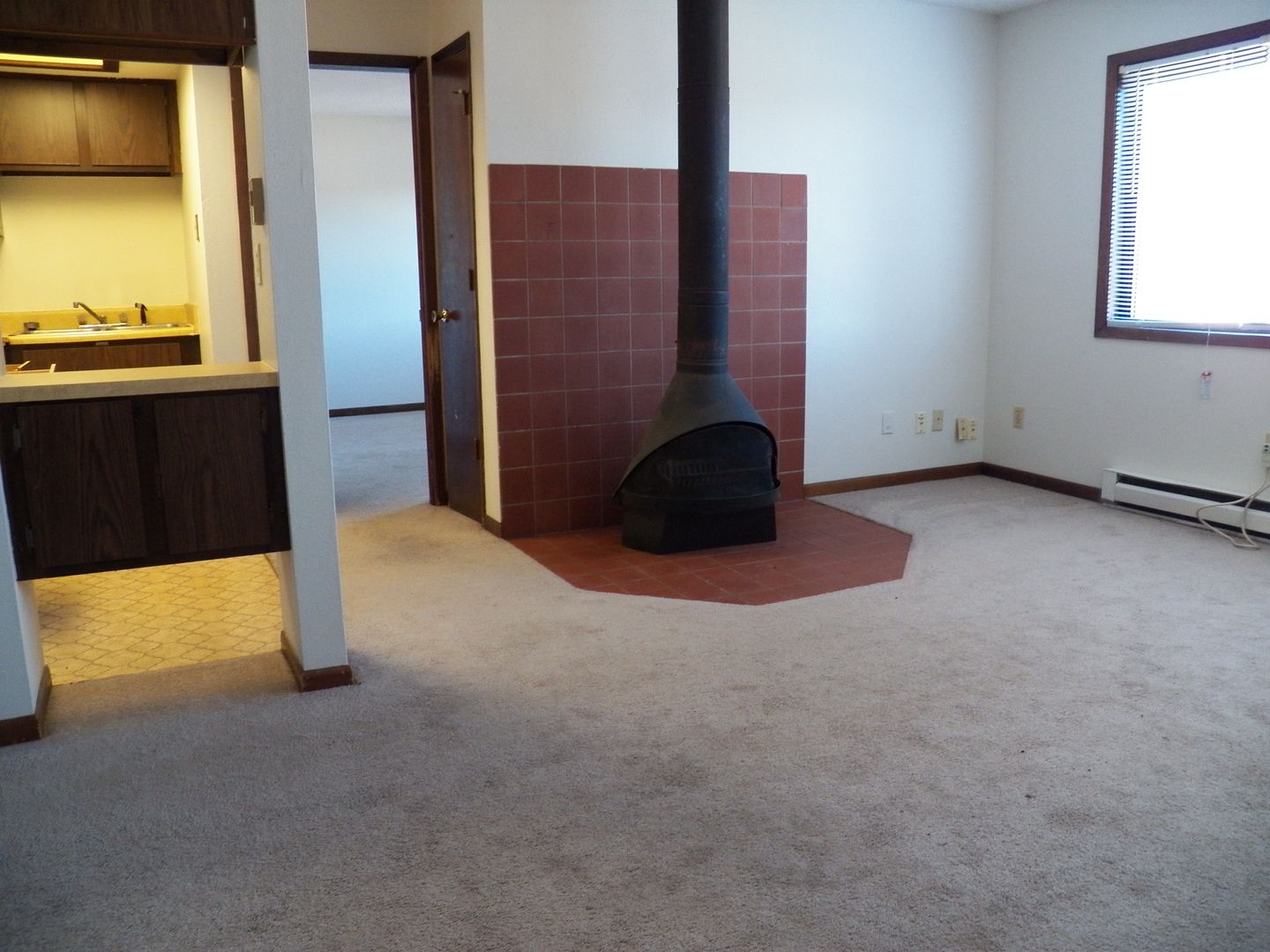 Cedar Rapids Apartment: 133-137 29th St Dr SE