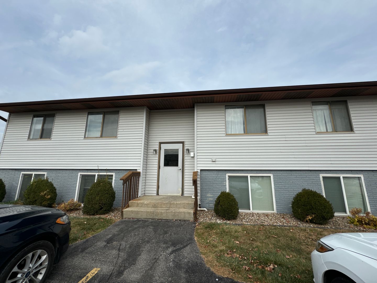 Marion Apartment: 3120 9th Street