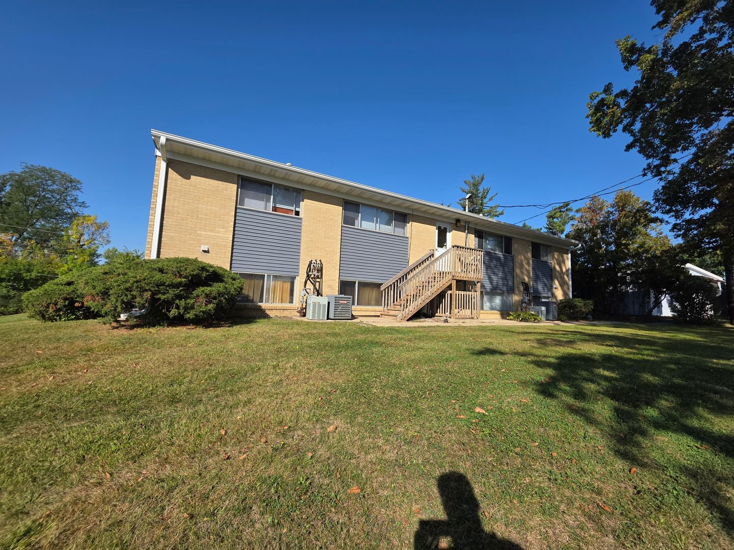 Cedar Rapids Apartment: 90, 92, 96 40th St NE