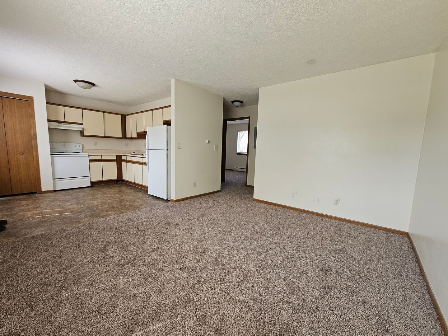 Marion Apartment: 2911 5th Avenue