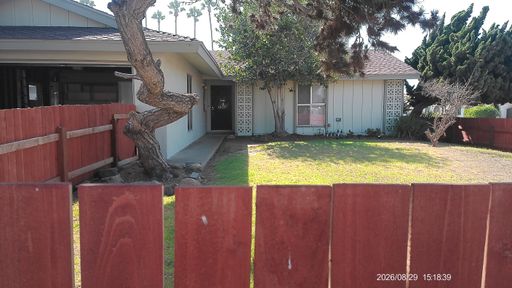 3 bedroom 2 bath house – photo 1