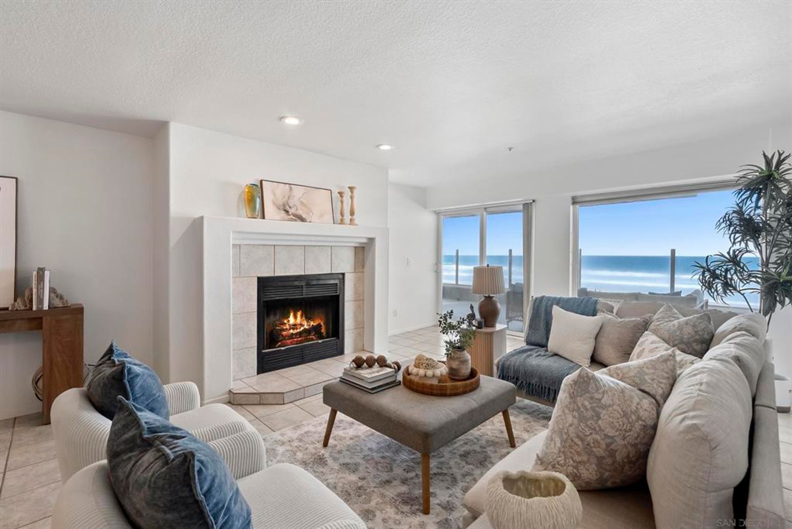 Imperial Beach House: 1362 Seacoast Dr. Unit B