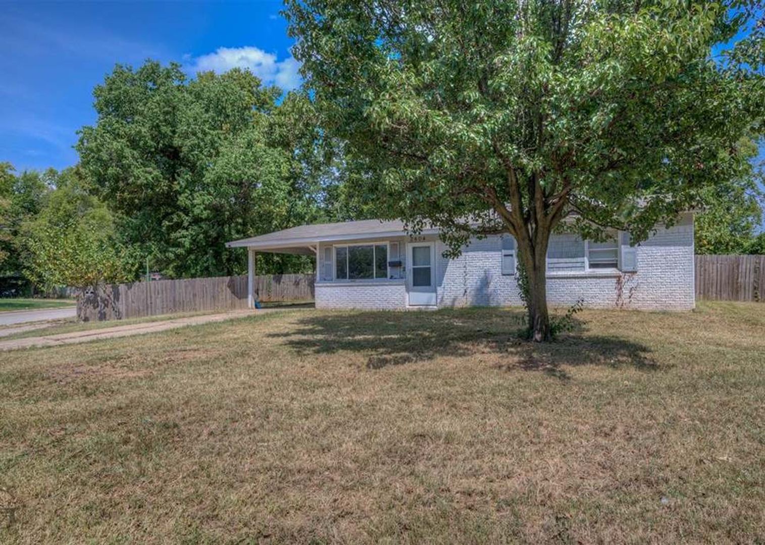 Bossier City House: 2804 Hood Drive