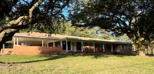 Spacious Ranch