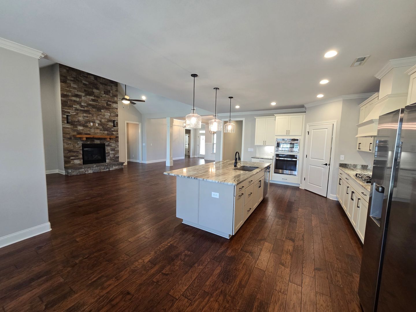 Madison House: 9420 Crysillas Drive NW