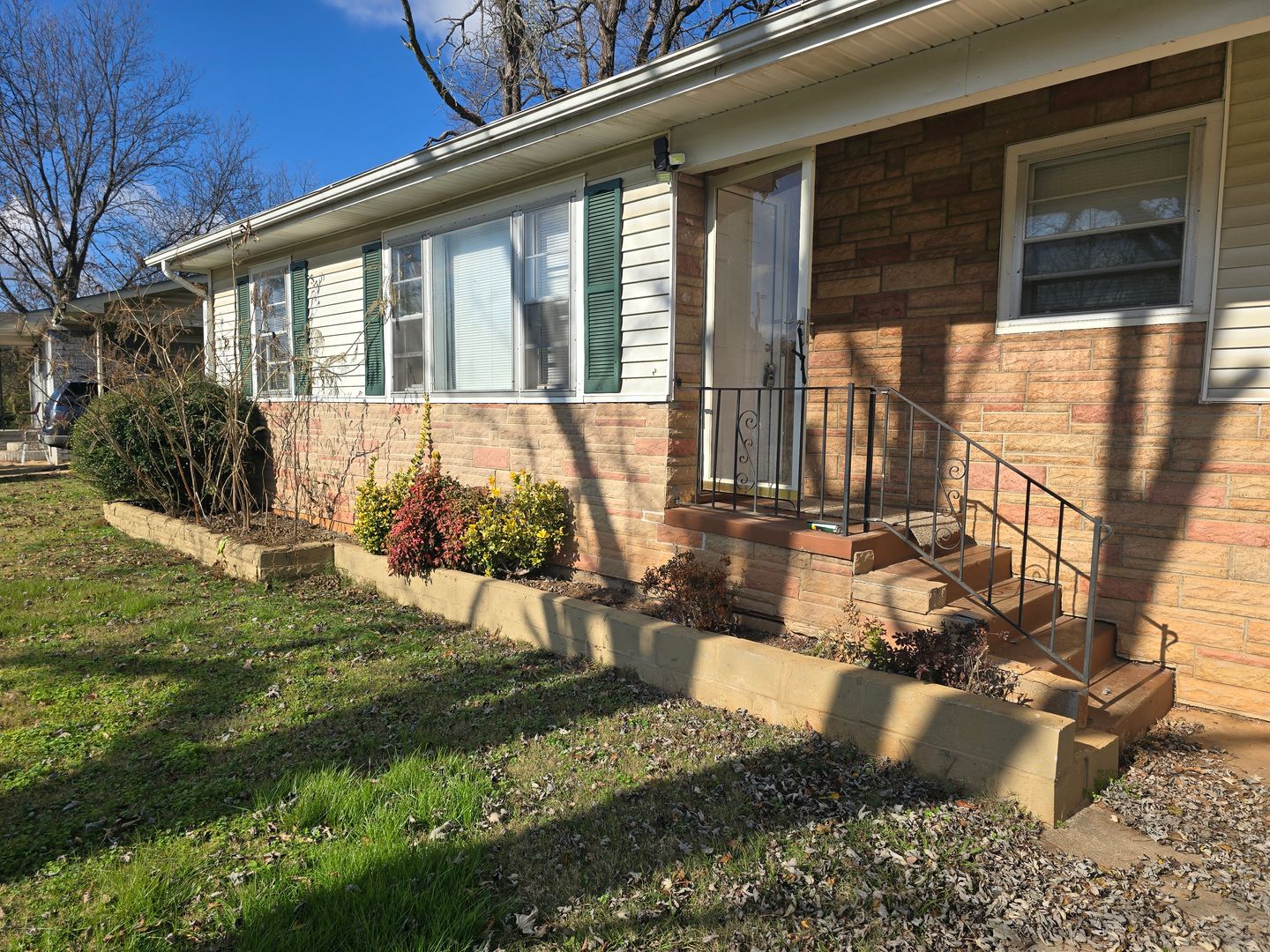 Huntsville House: 3304 Archer Drive SW