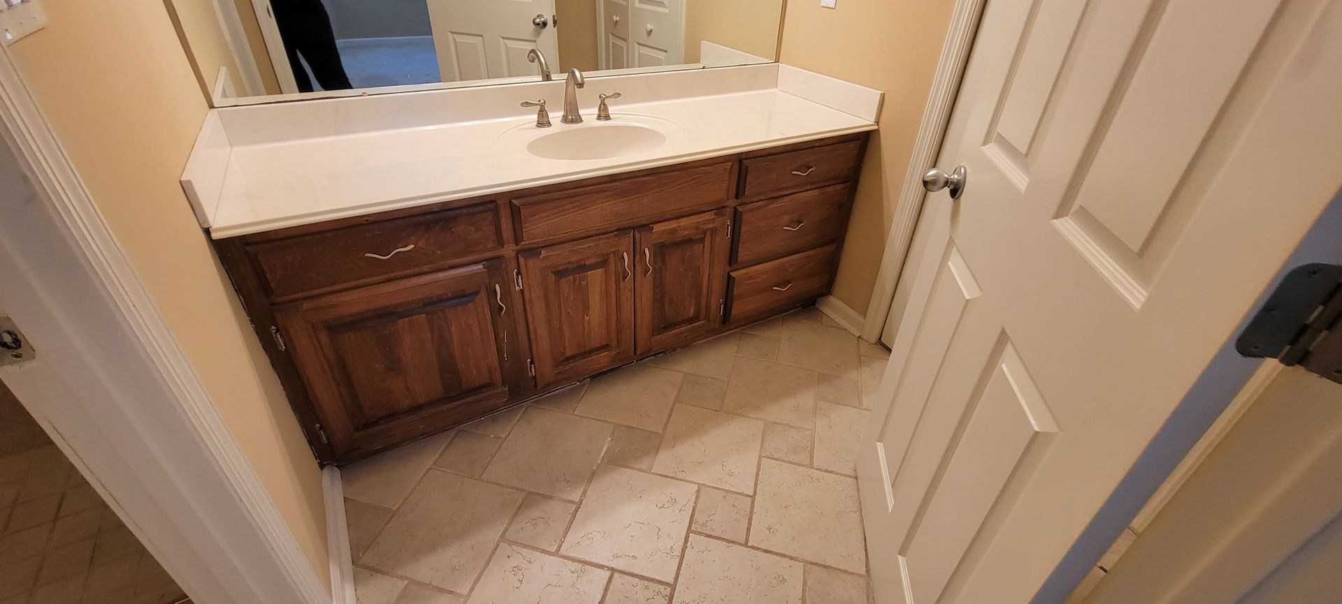 Huntsville House: 207 Mountain Ridge Drive SE