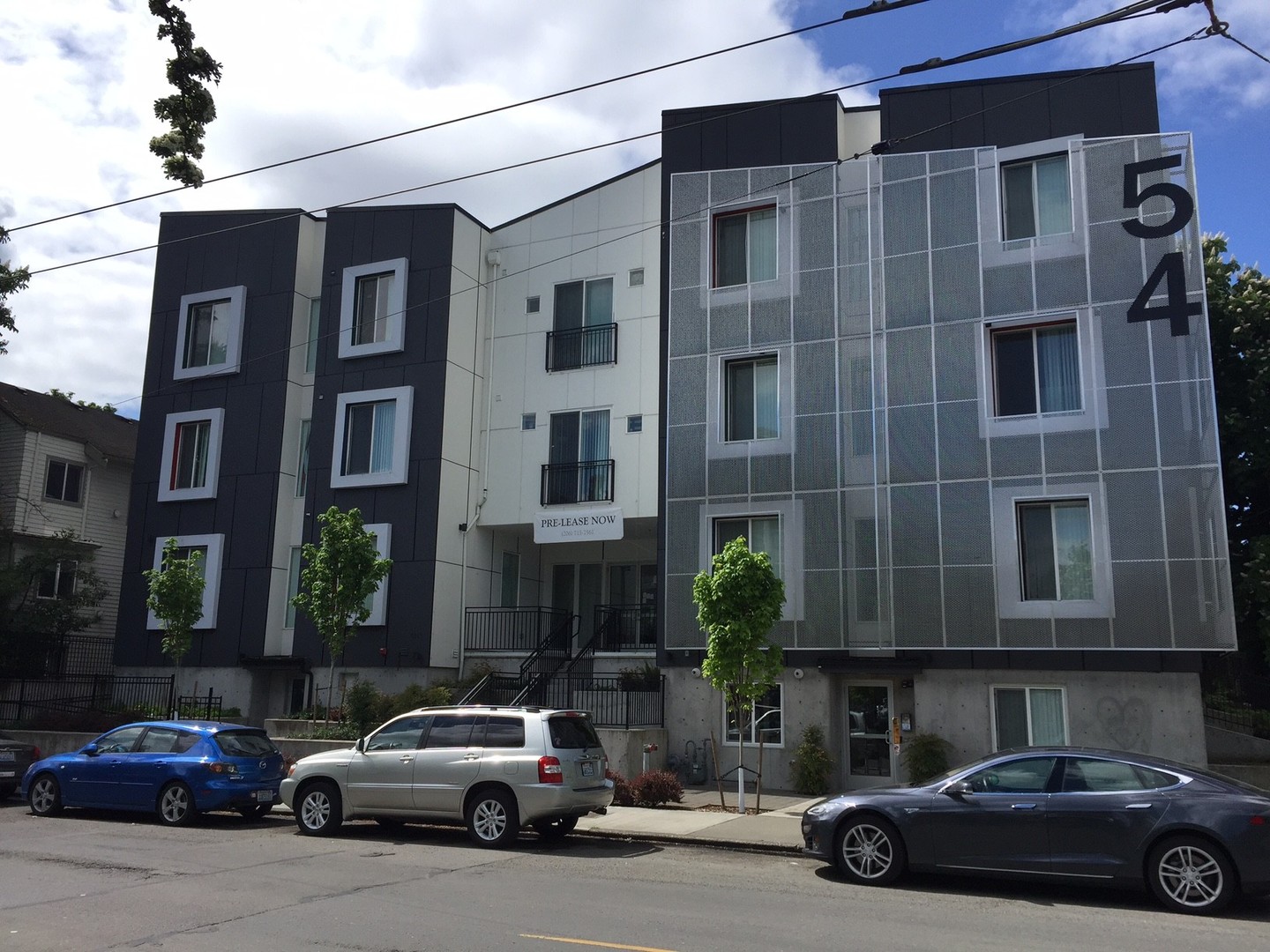 Seattle Apartment: 5043 Brooklyn Ave NE