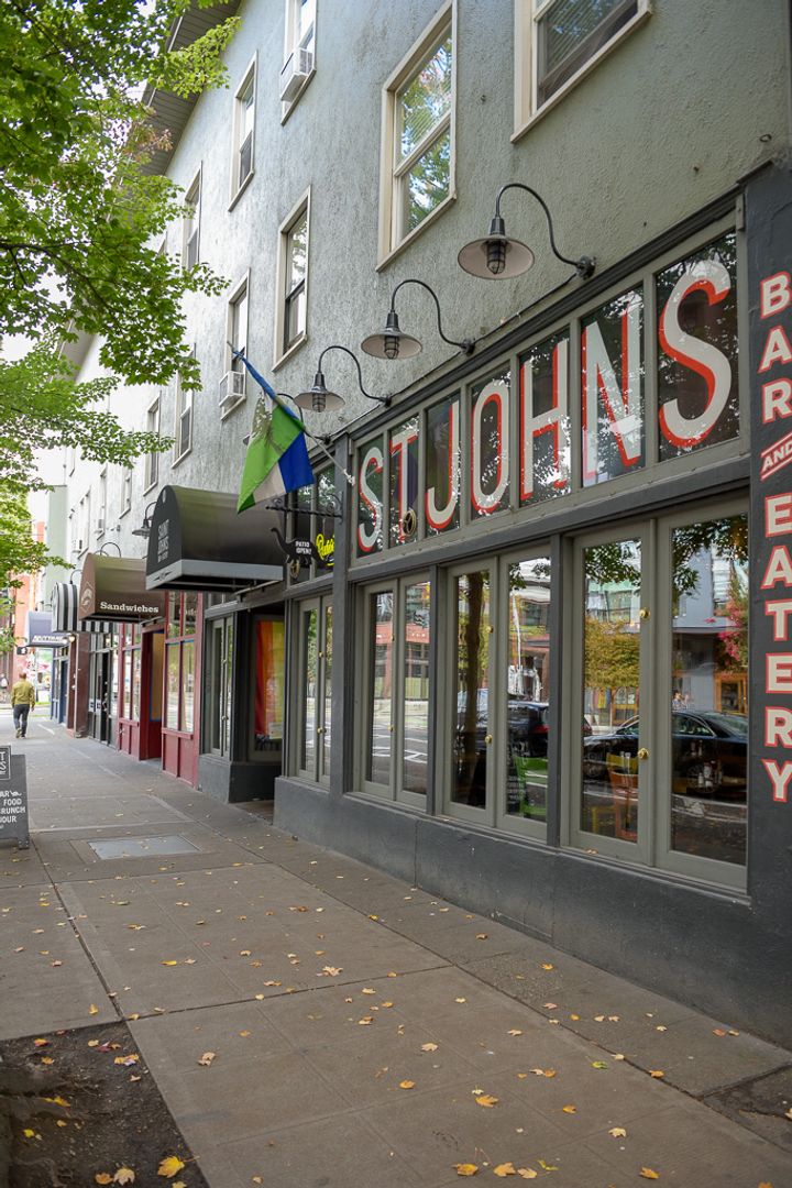 Seattle Apartment: 725 E Pike St