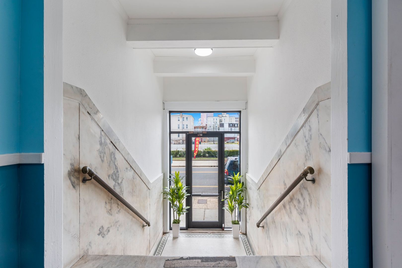 Atlantic City Apartment: 143 S South Carolina Ave