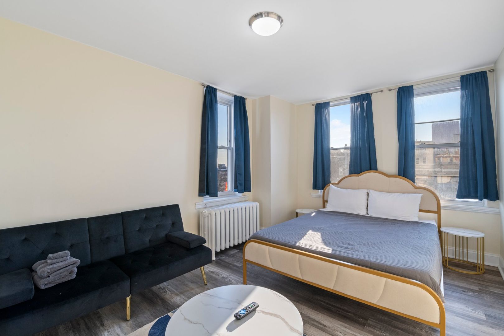 Atlantic City Apartment: 143 S South Carolina Ave