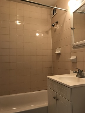 BEST VALUE NO FEE APARTMENT IN SECAUCUS CLOSE TO EVERYTHING!