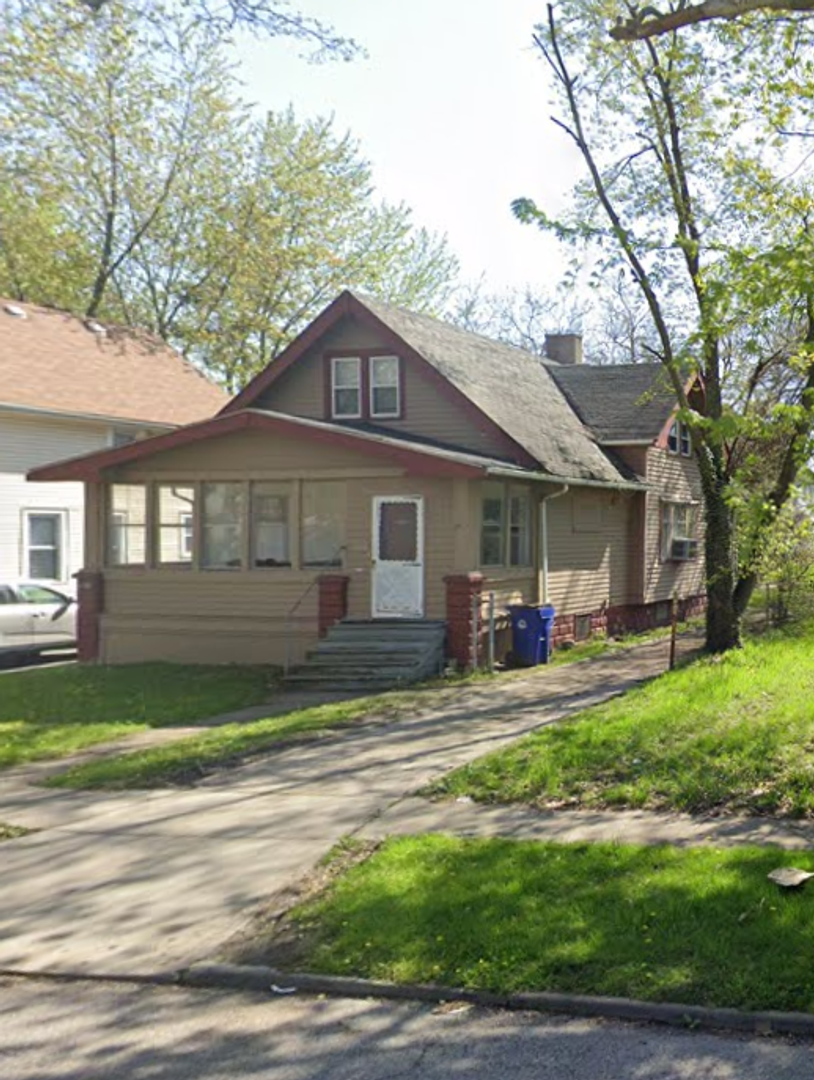 Cleveland House: 4153 E 136th Street