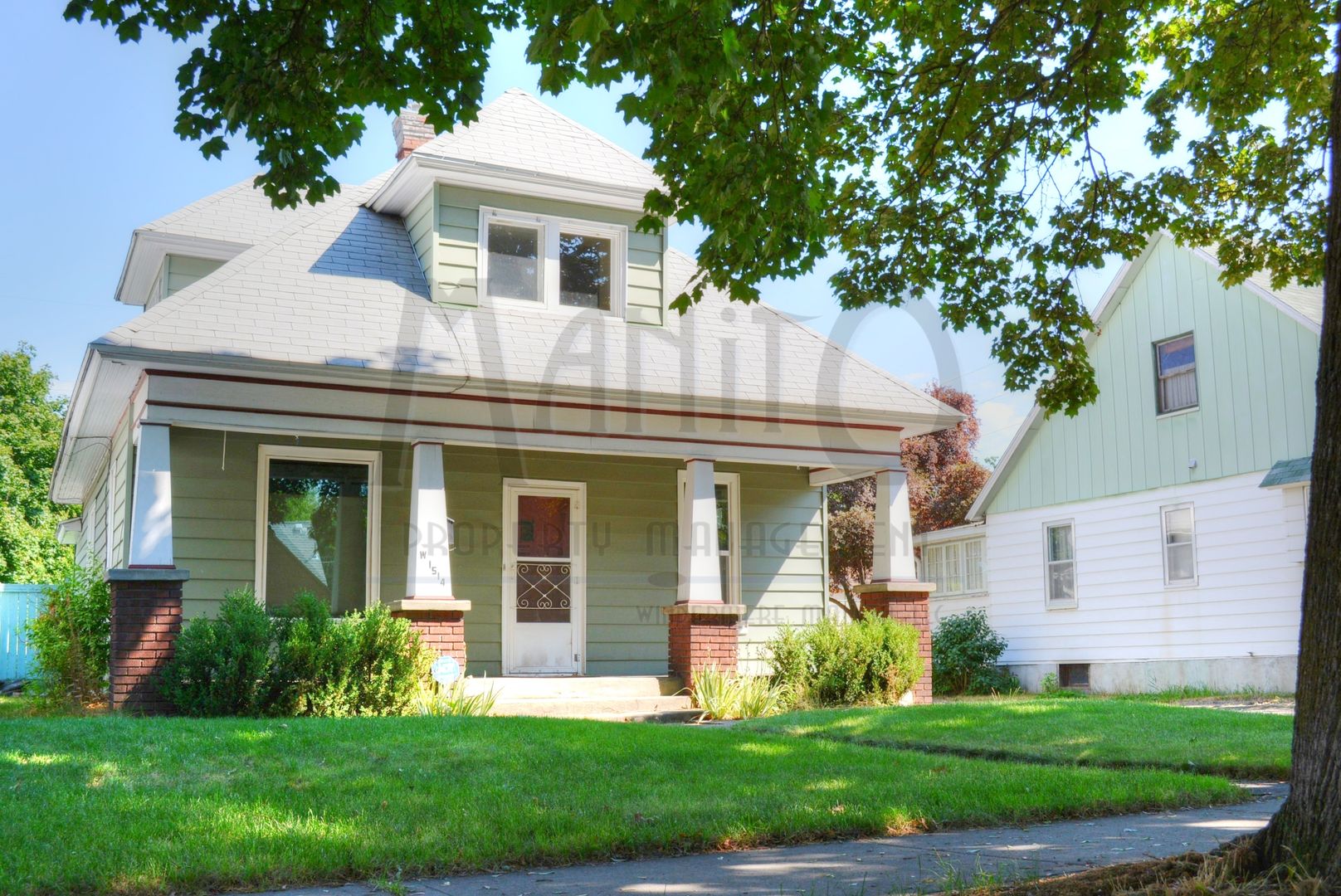 Spokane House: 1514 W Augusta Ave