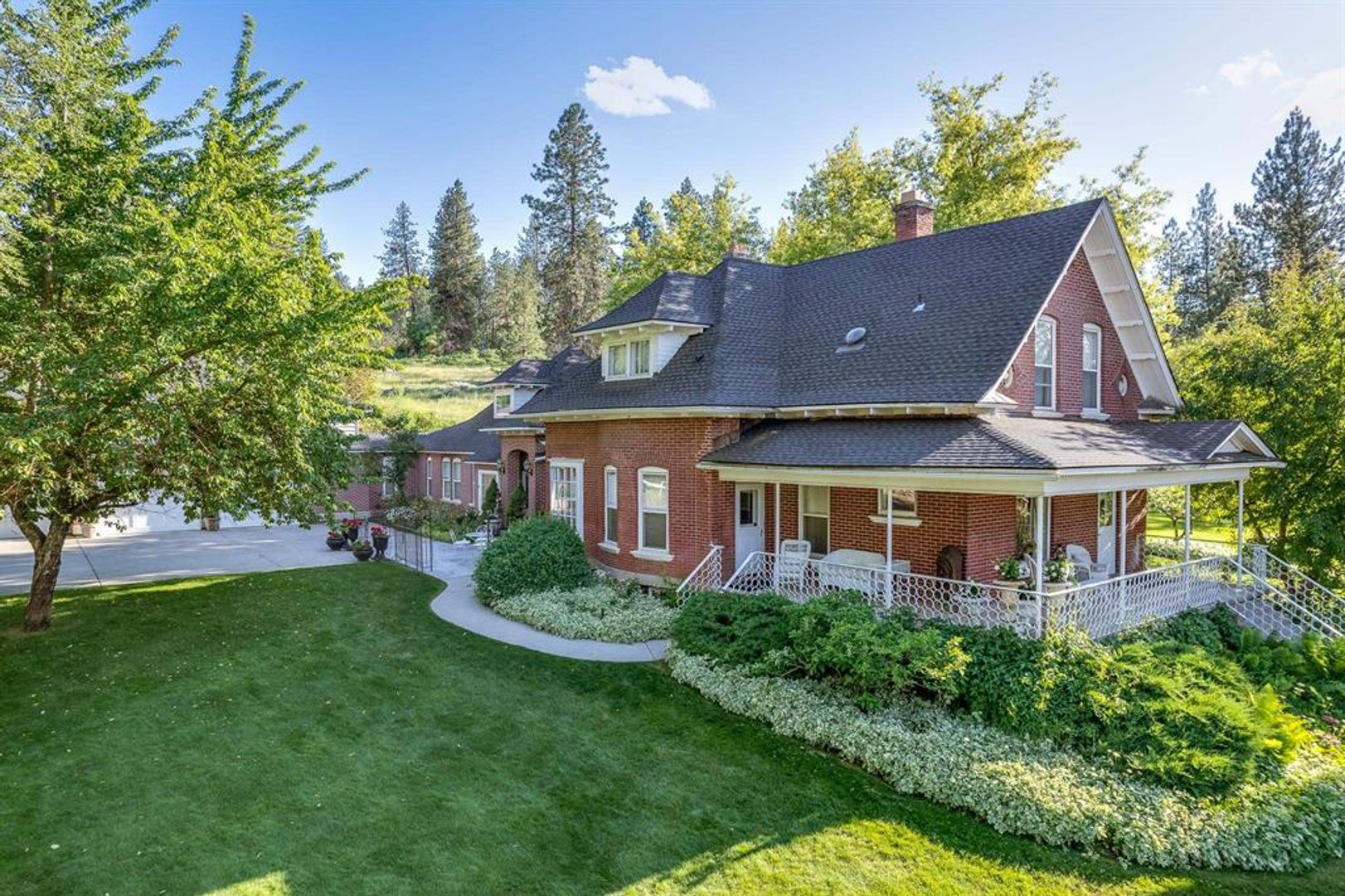 Spokane House: 3609 W Thorpe Rd