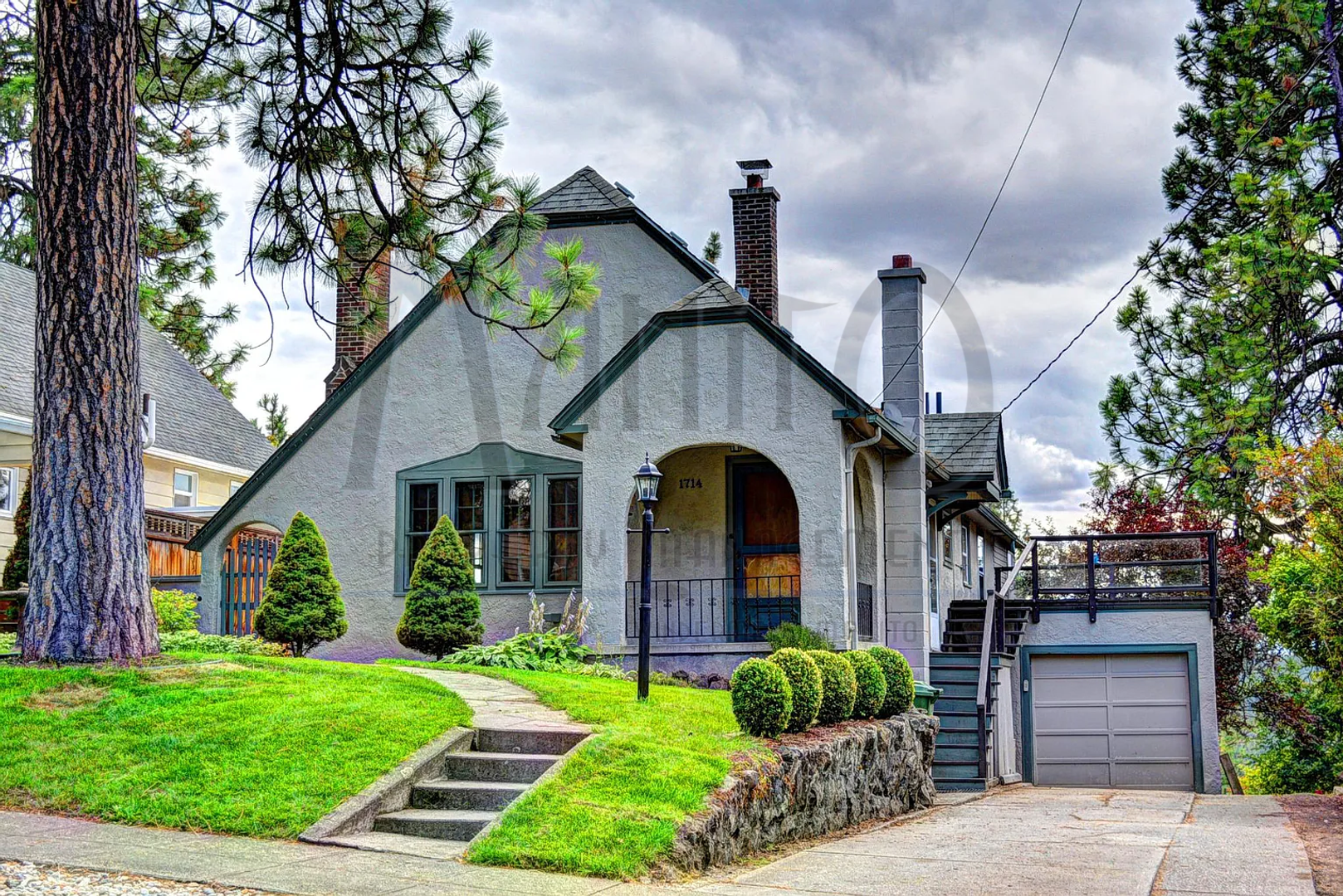 Spokane House: 1714 S Maple Blvd