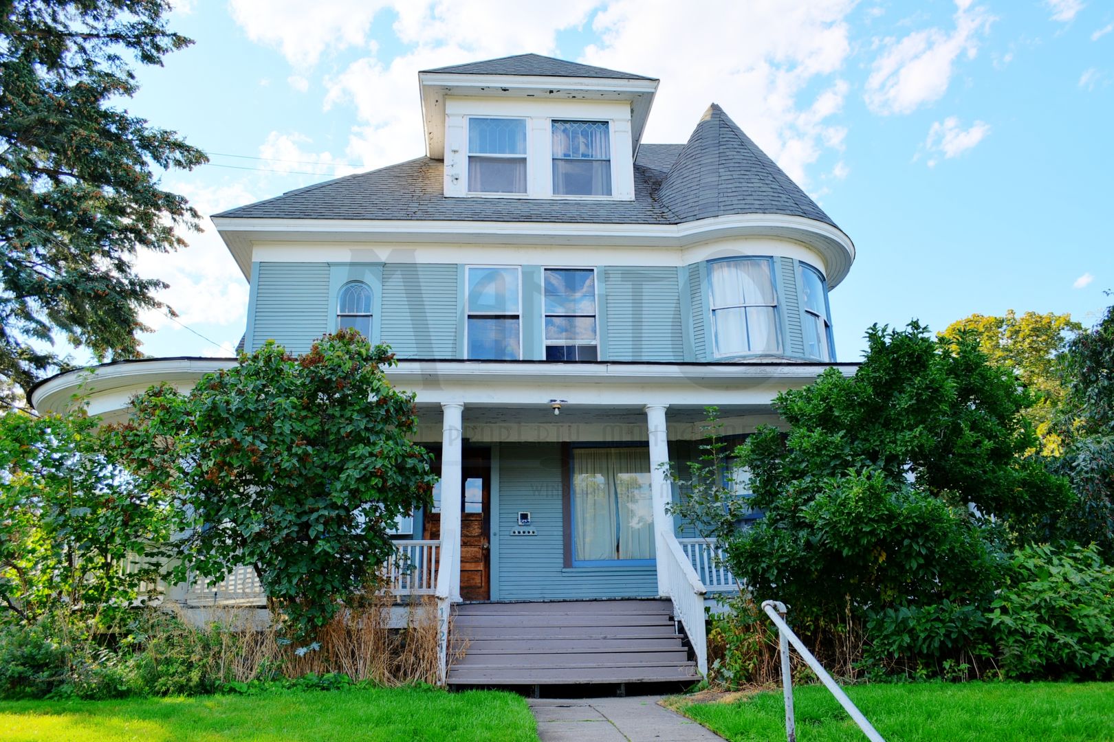 Spokane Apartment: 1721 W Riverside Ave