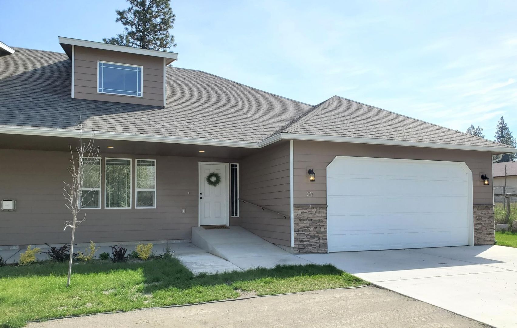 520 W Gary Ln, Spokane, WA 99218