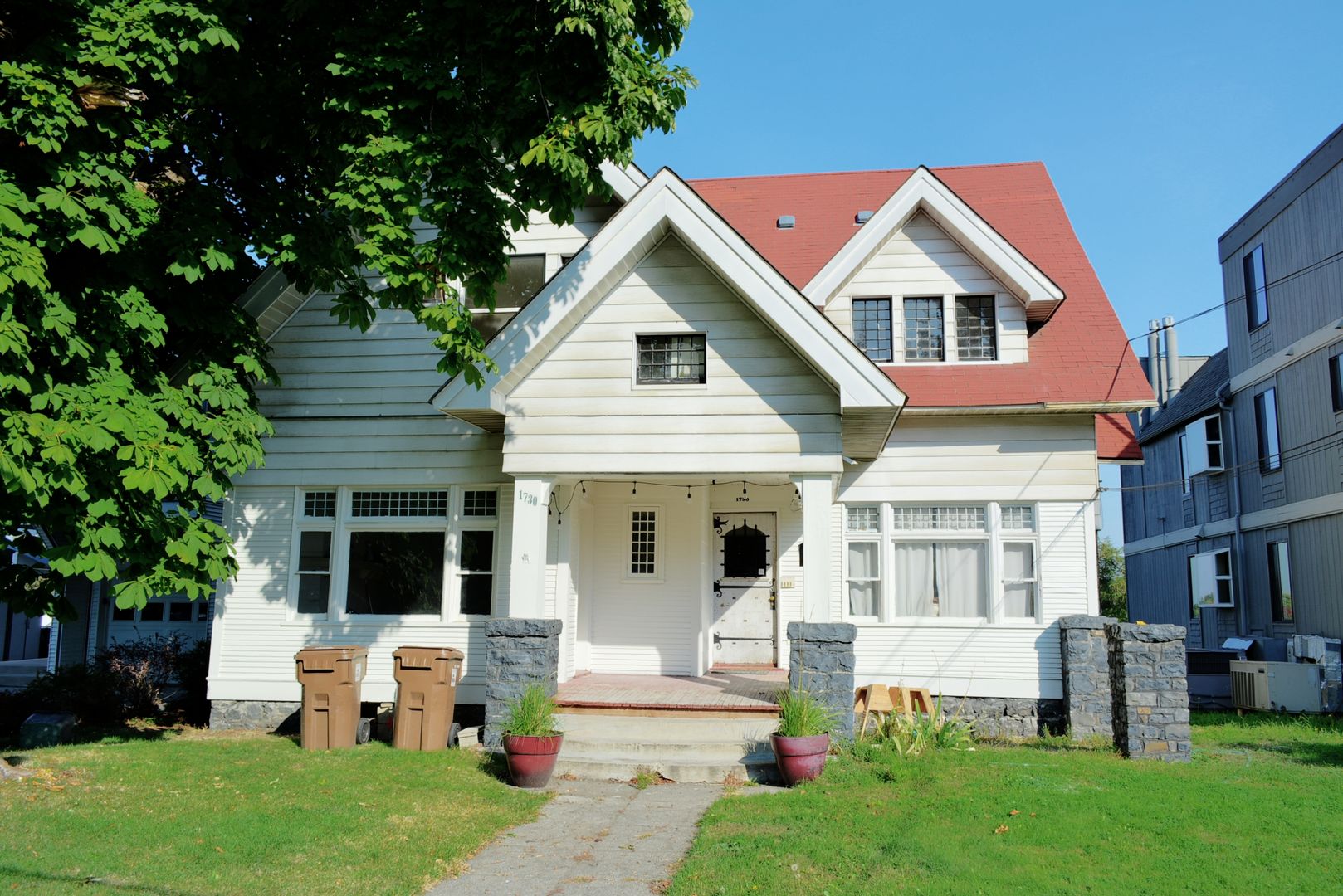 Spokane Apartment: 1730 W Riverside