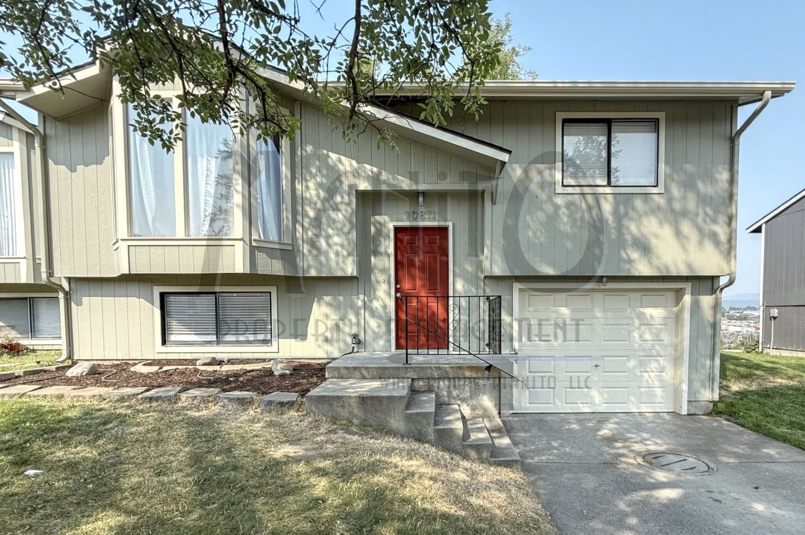 Spokane Valley Apartment: 10809-10811 E Nora Ave.
